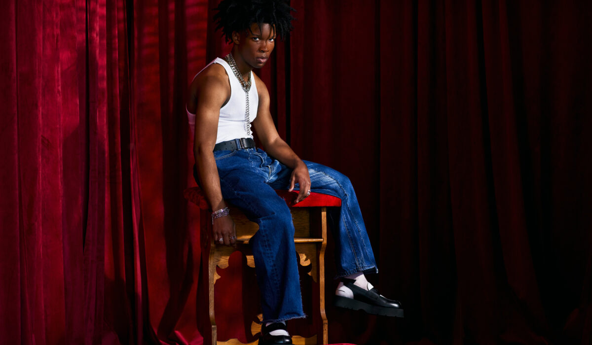 d4vd announces new EP, shares new single, ‘Notes From A Wrist’ img