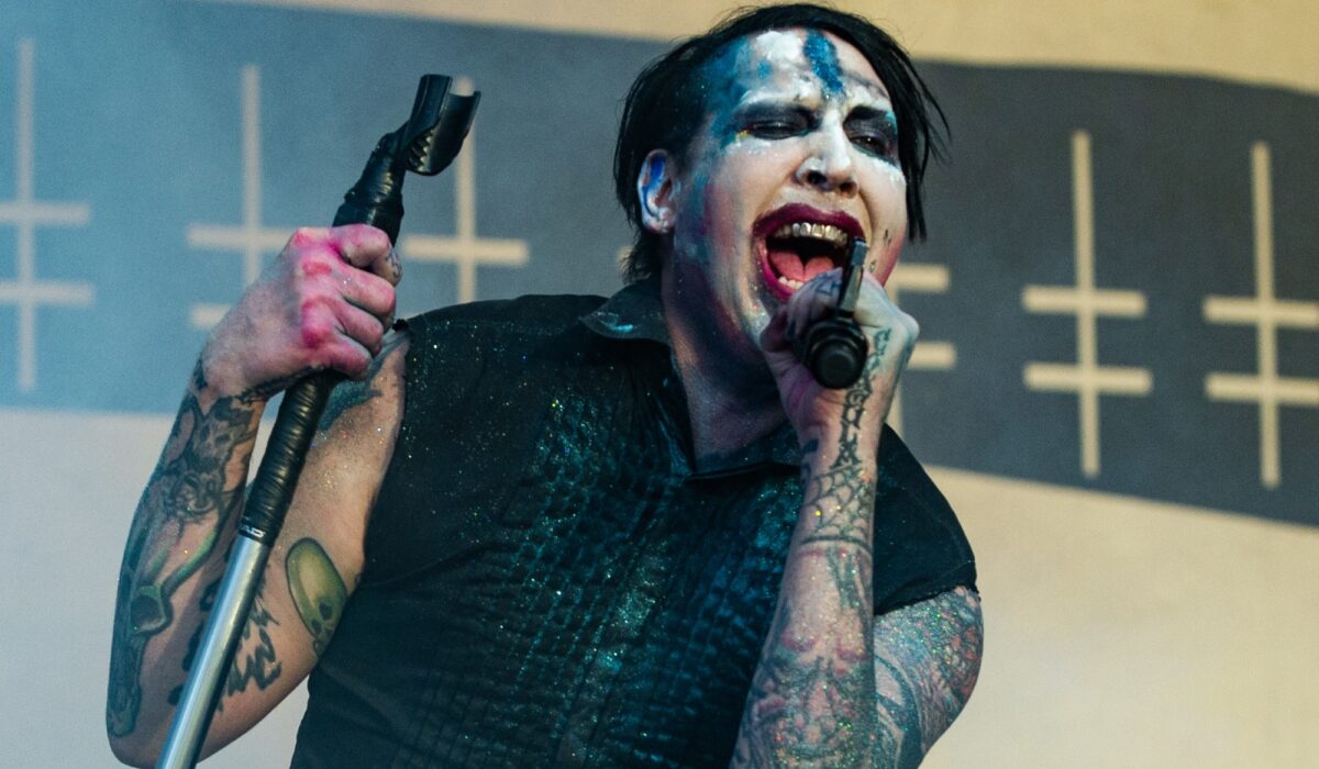 Marilyn Manson reportedly settles sexual assault case before trial img