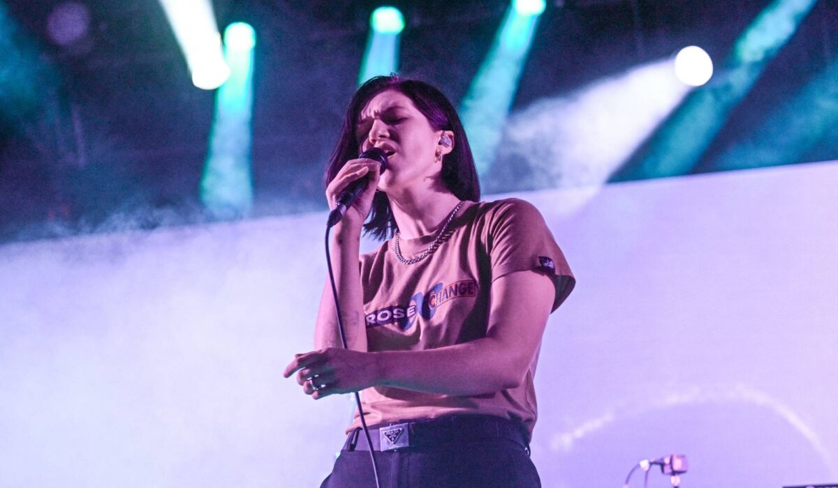 Romy shares she’s “excited to pick up the guitar again” for The xx’s next album img