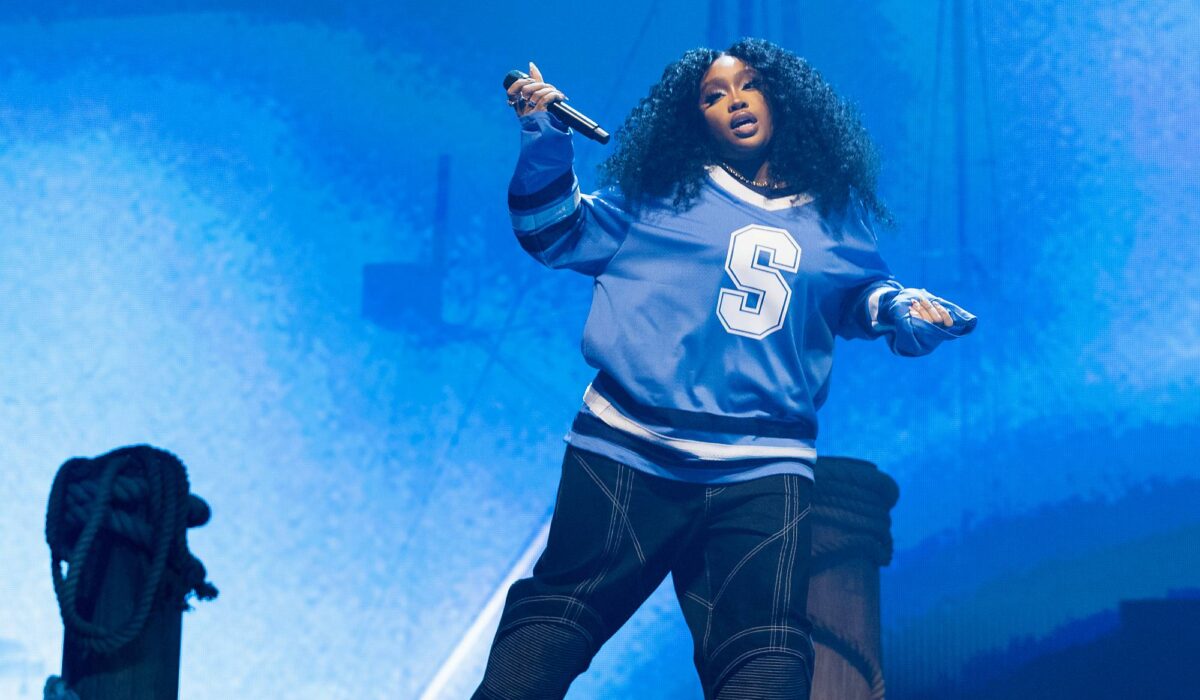 SZA’s manager says MTV VMA Artist of the Year snub was “disrespectful” img