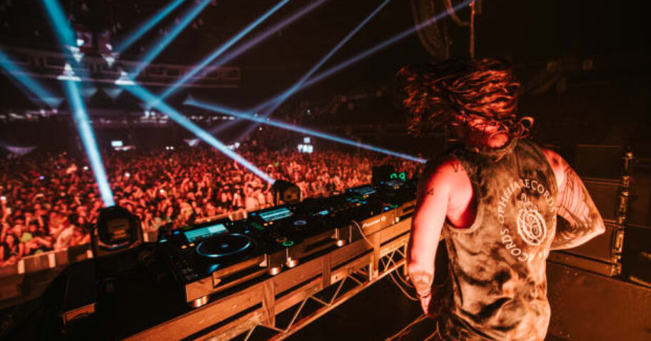 Seven Lions' "STACKED" Showcase Signals Good Things for Vancouver img