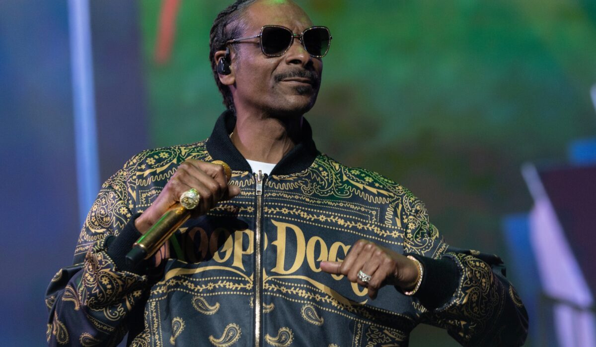 Snoop Dogg reveals he’s “scared” of horses img