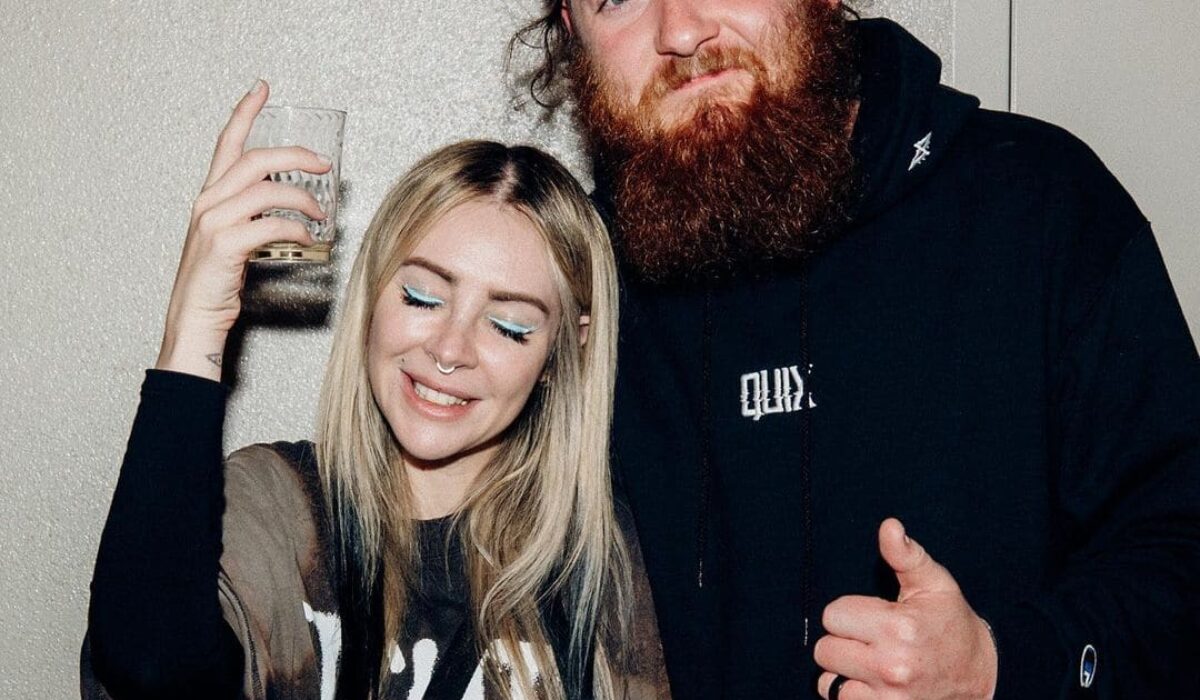 Alison Wonderland and QUIX Reconnect for Mind-Bending Collab, "Wake Up" img