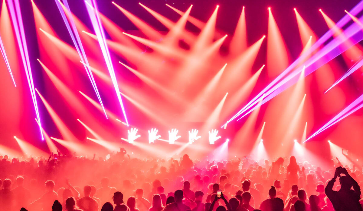 Contact Beams Down Zedd, Rezz, Dabin and More for 2023 Winter Music Festival img