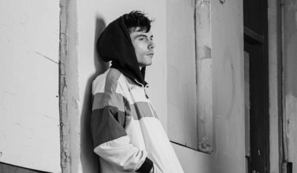 G Jones Ventures Into the Unknown on Masterful Sophomore Album, "Paths" img