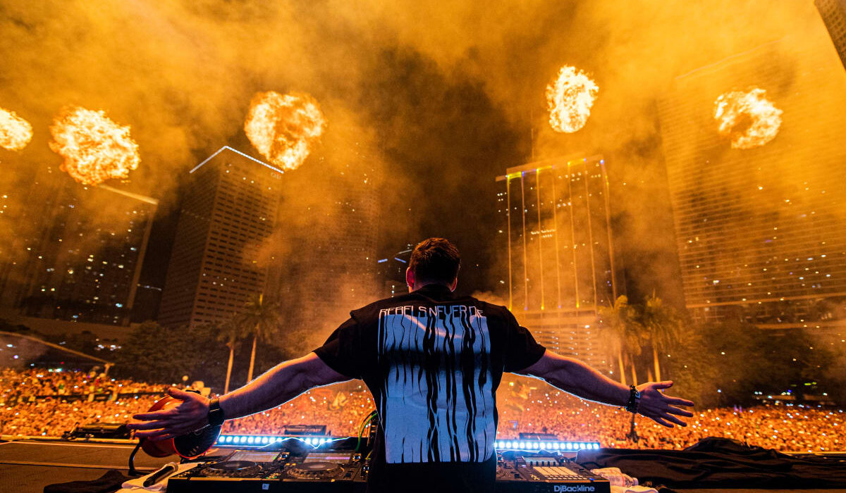 Hardwell's Celebrated Radio Show "Hardwell On Air" to Return After Hiatus img