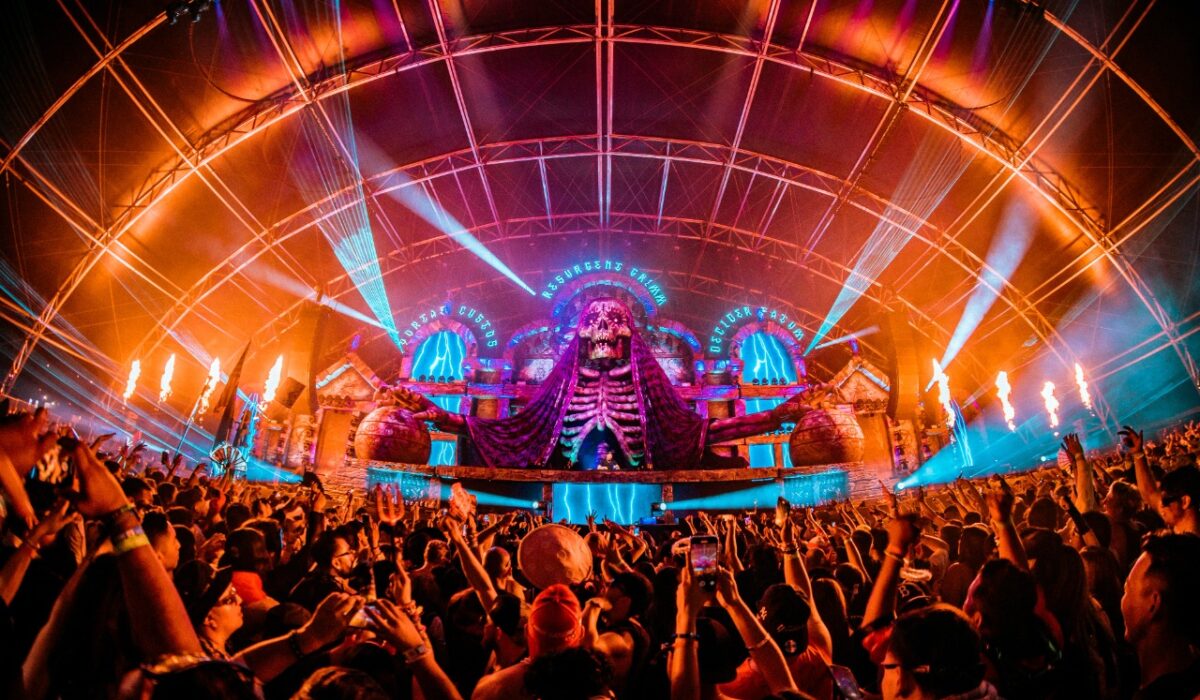Headliners Share Their Favorite Scary Movies Ahead of Escape Halloween img