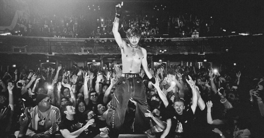 ISOxo to Embark on "kidsgonemad!" Album Tour in 2024 img
