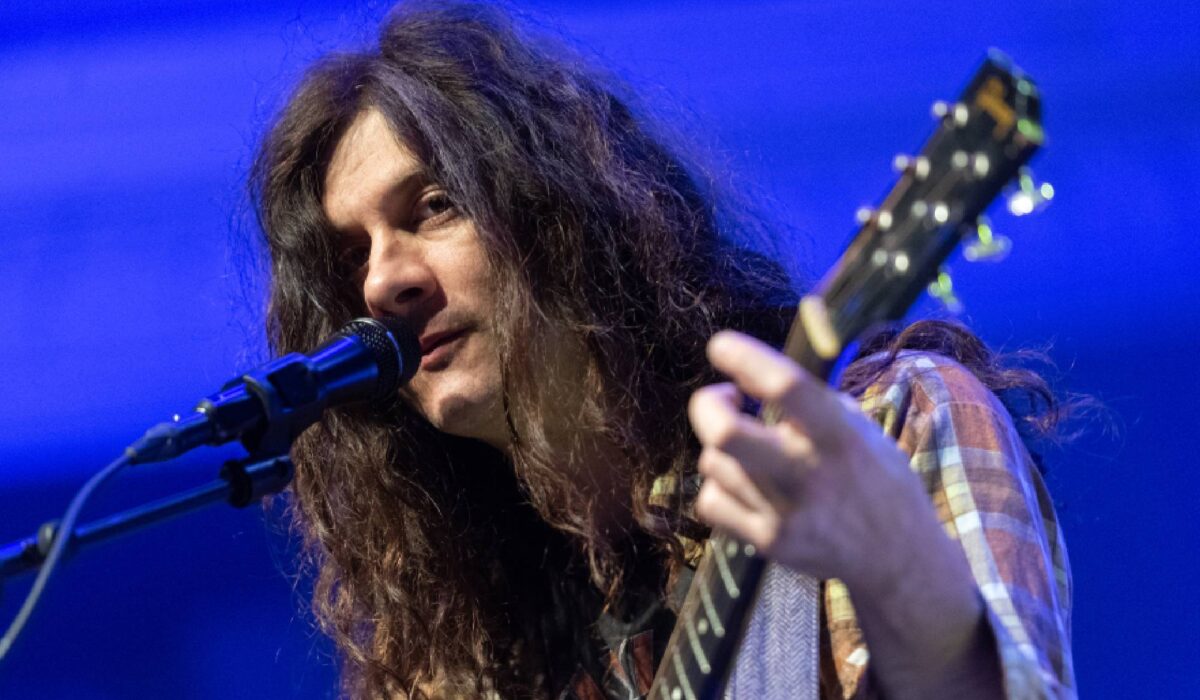 Kurt Vile announces new EP ‘Back to Moon Beach’, 2024 North American tour dates img