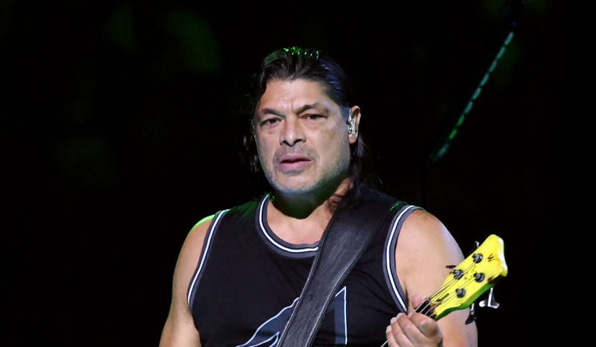 Metallica’s Robert Trujillo recalls hiding from a Manson family shootout as a child img