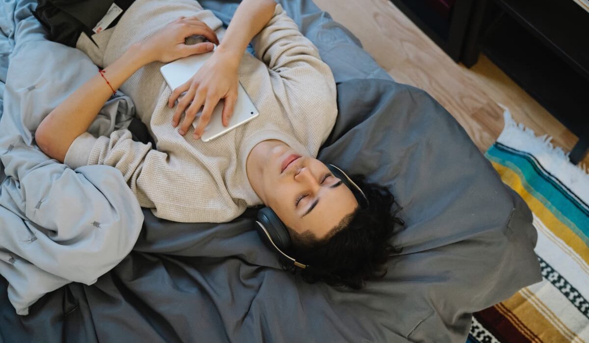 Spinnin' Records and Endel Partner to Produce 50 AI-Powered Sleep and Wellness Albums img