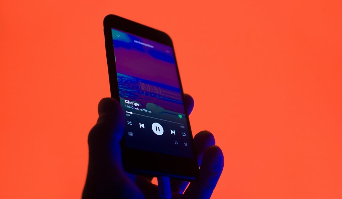 Spotify May Be Working on AI-Powered, Prompt-Driven Playlist Feature img