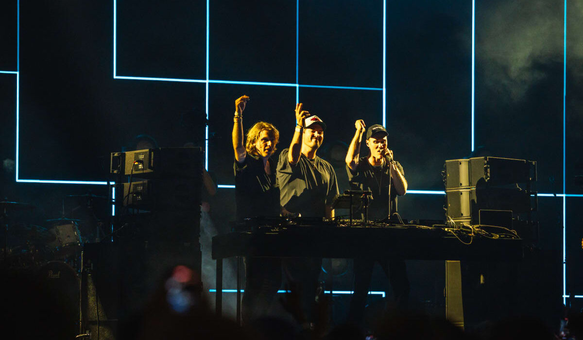 The Bromance Behind "Do You Want Me," Bob Moses and Hayden James' Breezy House Ballad img