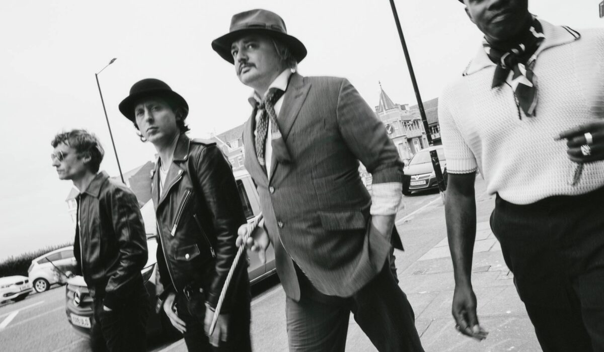 The Libertines share new single and announce ‘All Quiet On The Eastern Esplanade’ img