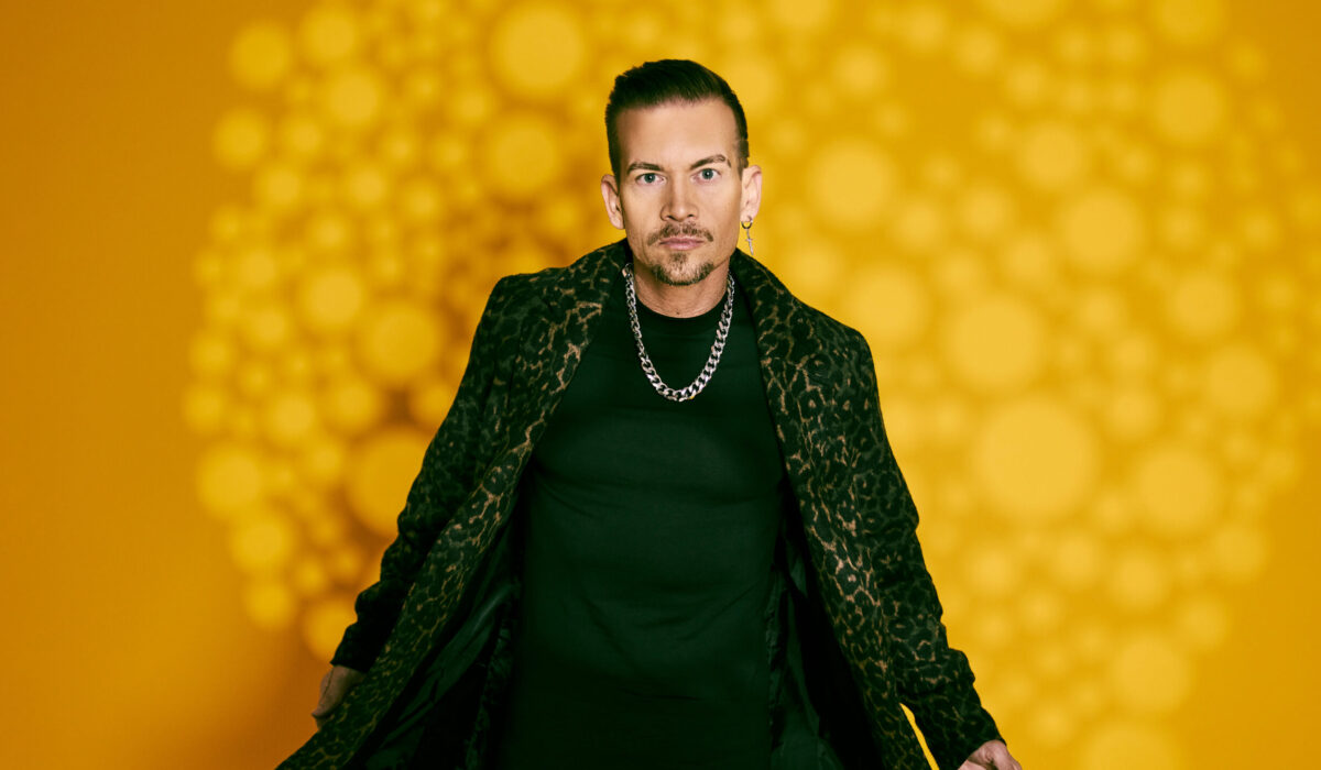 Grammy Winner Damon Sharpe & Viiq Are on Fireplace With “Wherever You Go” img