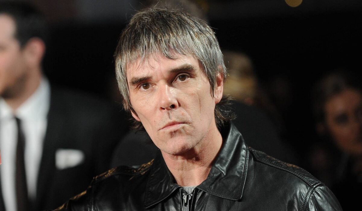 Ian Brown leads tributes to original Stone Roses bassist Pete Garner img
