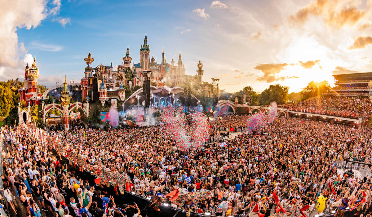Tomorrowland's "The Great Library of Tomorrow" Writes New Chapter in Barcelona img