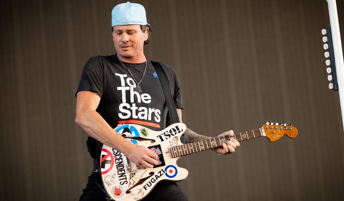 Blink-182’s Tom DeLonge is placing out a brand new sci-fi novel img