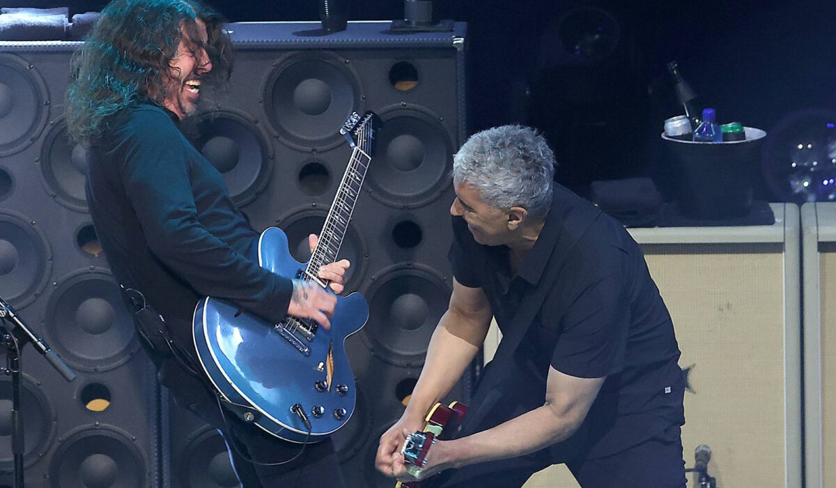 Foo Fighters present assist for reasonably priced healthcare by asserting Energy To Sufferers US gig img