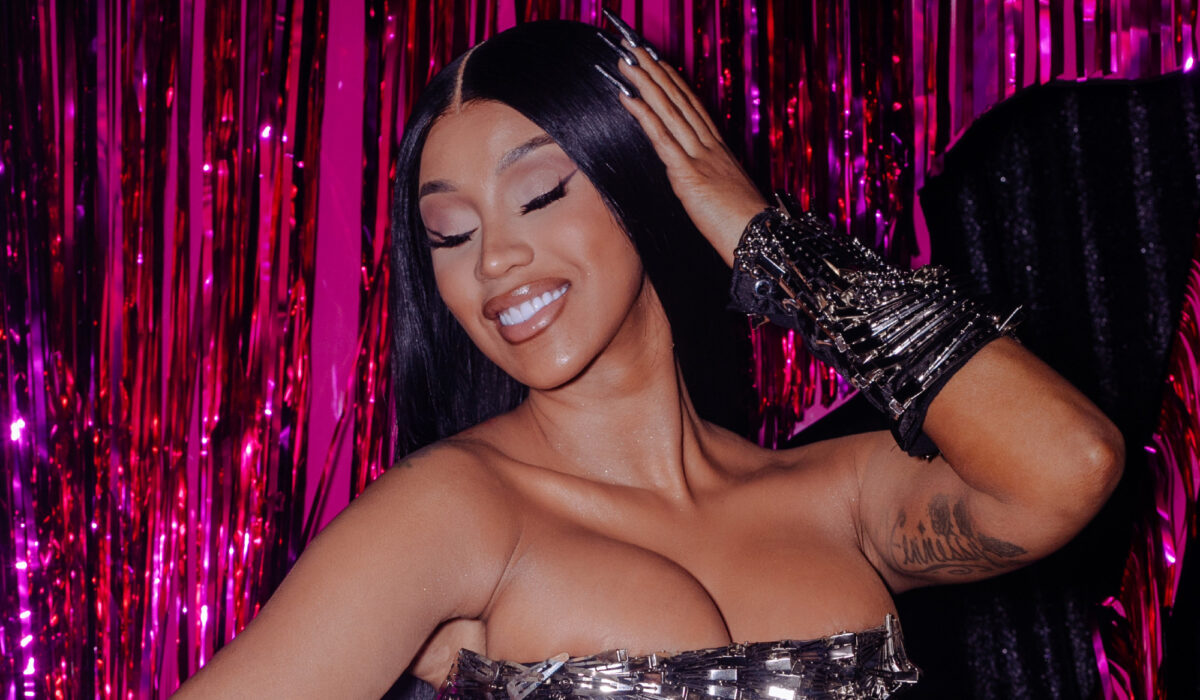 Cardi B samples Missy Elliott on new single ‘Like What (Freestyle)’ img