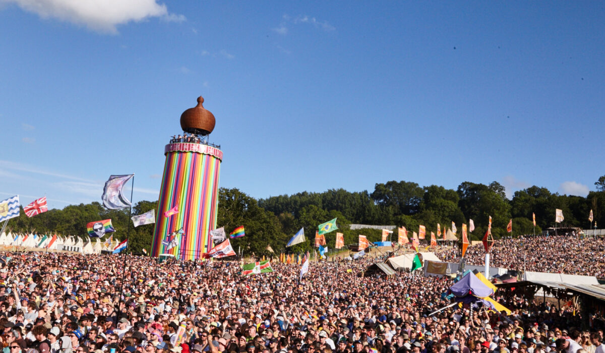 Glastonbury 2024 providing tickets to assist individuals affected by battle img