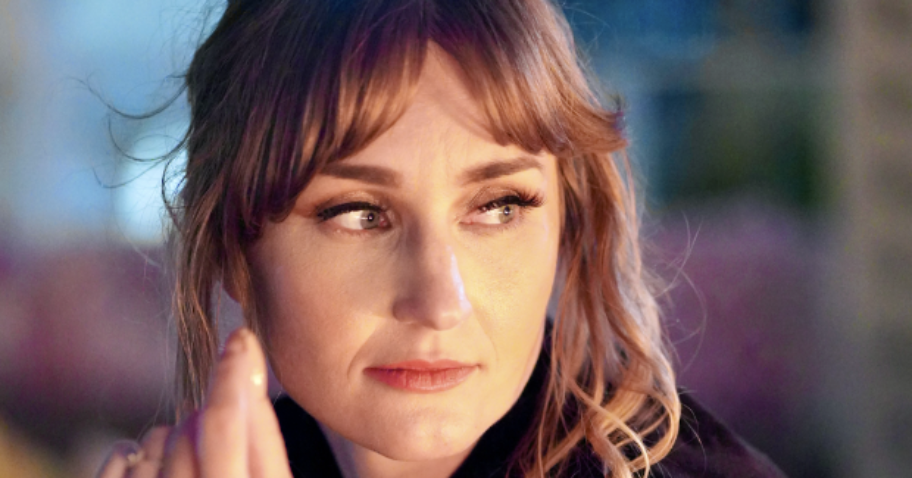 Rising Indie Digital Artist ALANA Groups Up With Zero 7’s Henry Binns For New Single, “Motherless Cash” img