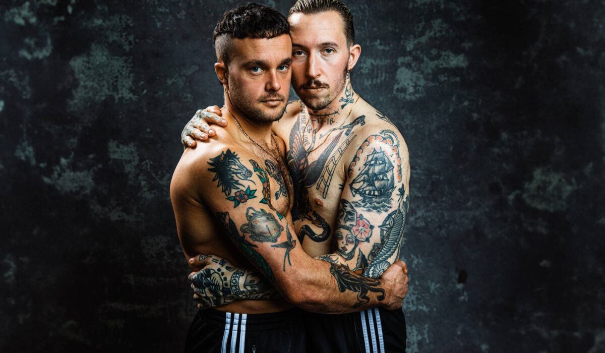 Smooth Play hit the fitness center for heavy new single ‘Mirror Muscle mass’ img