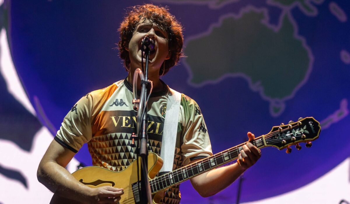 Vampire Weekend to livestream particular photo voltaic eclipse present img