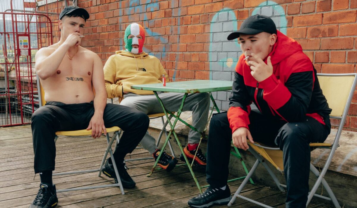 KNEECAP share garage-inspired new single ‘Love Making’ and announce US tour img