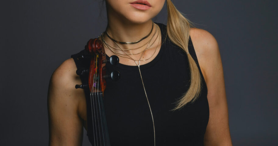Alfiya Glow – Behind The Scenes Of ‘Echoes of Arrival’ – Interview img