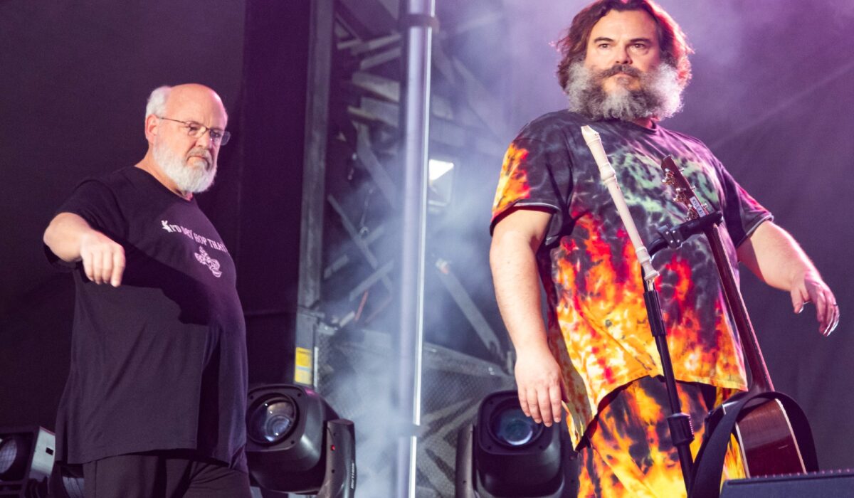 Australian senator requires Tenacious D’s deportation after remarks on Trump’s assassination try img