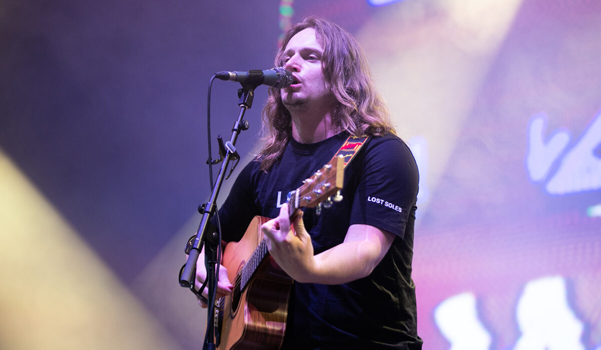 Members of The Zutons, Echo & the Bunnymen be part of Jamie Webster onstage at Liverpool live performance img