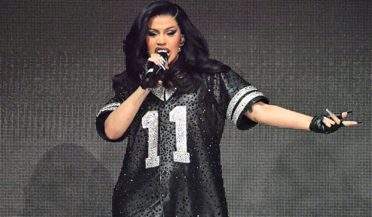 Cardi B defends Offset amid claims he’s unsupportive img