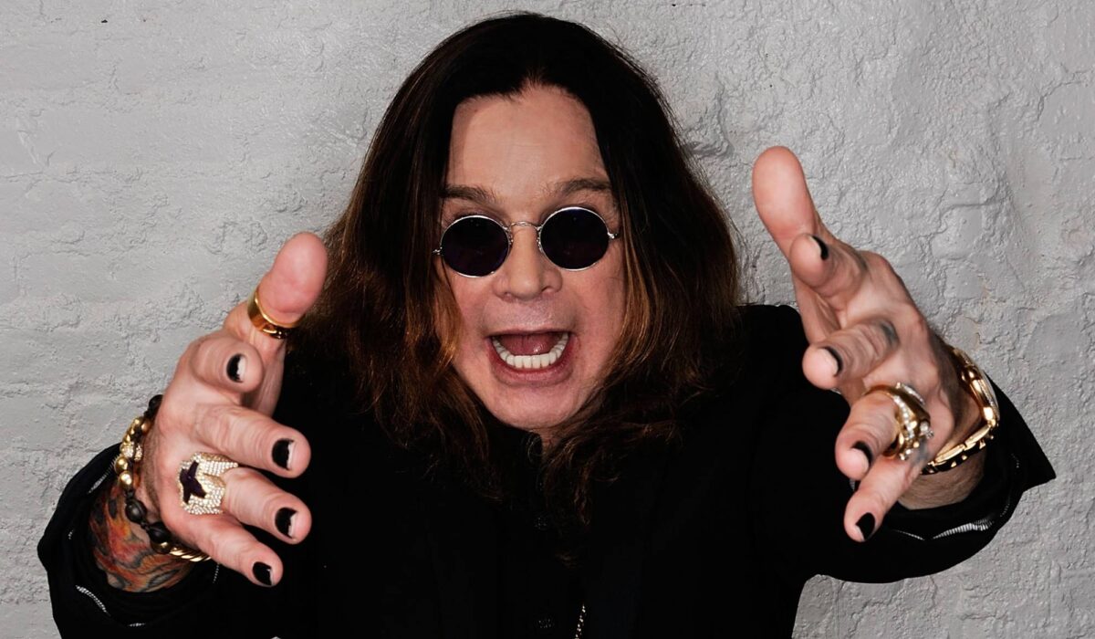 Ozzy Osbourne unveils {custom} t-shirt in assist of banning trophy searching, which he calls “completely loopy” img