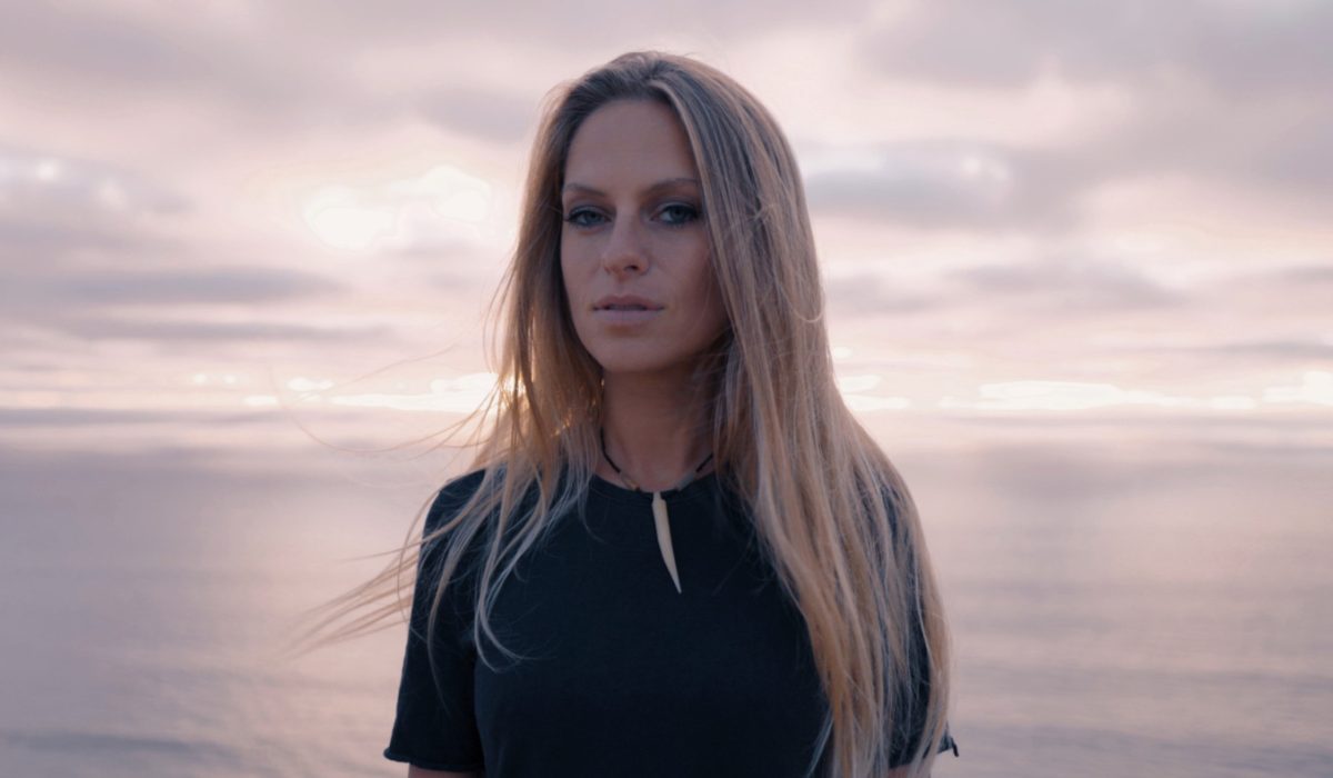 Nora En Pure rings in 2025 with Richard Walters-assisted ‘Protected’ img