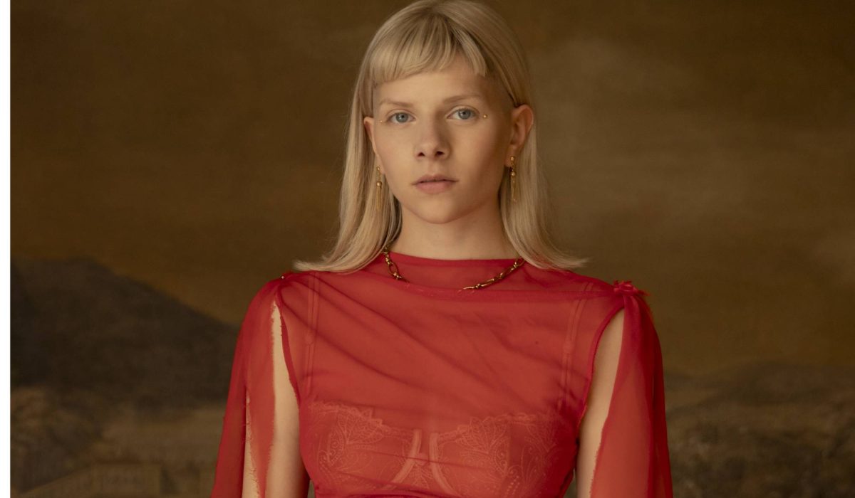 AURORA celebrates 10 years of ‘Runaway’ with new ‘Portrait Of A Track’ documentary img