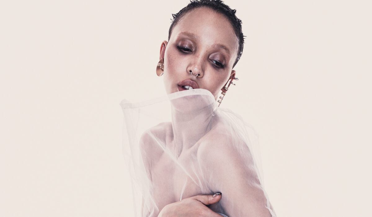FKA Twigs guarantees to “clarify the tea that’s result in this craziness” after cancelled gigs as she confirms 2025 European tour img