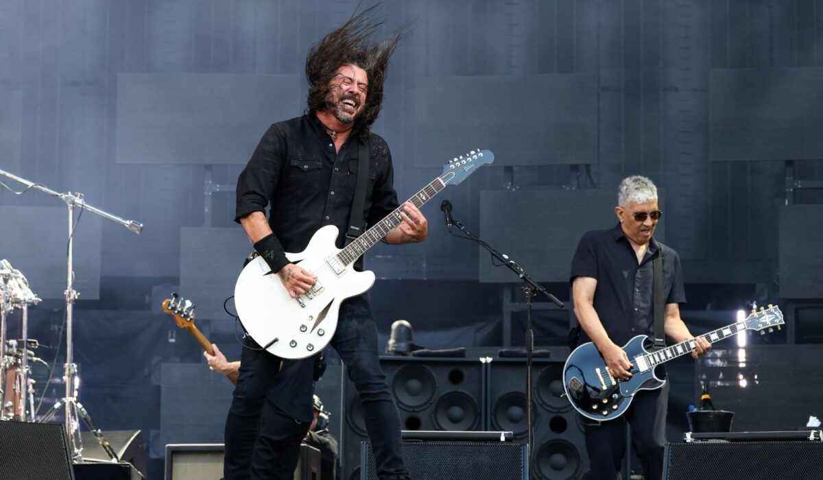 Foo Fighters’ tour rider for Jakarta permits them permission to swear, smoke and drink on stage img