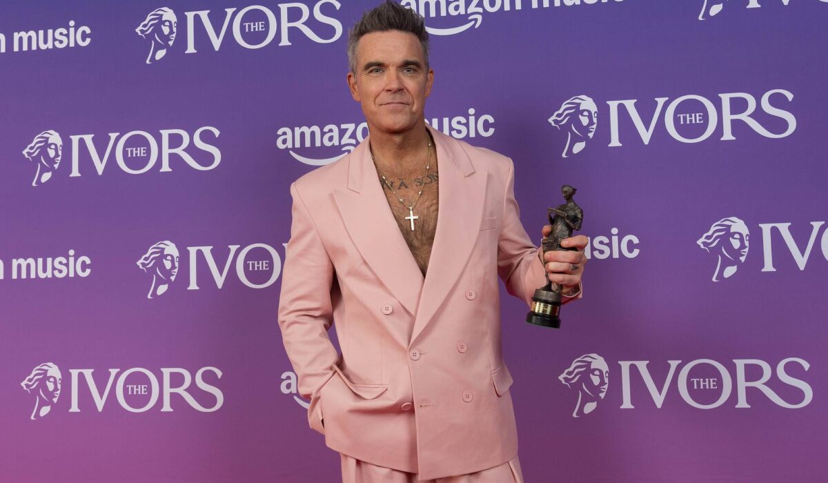Robbie Williams on working with Tony Iommi, ‘BRITPOP’, Glastonbury and his bromance with Smooth Play img