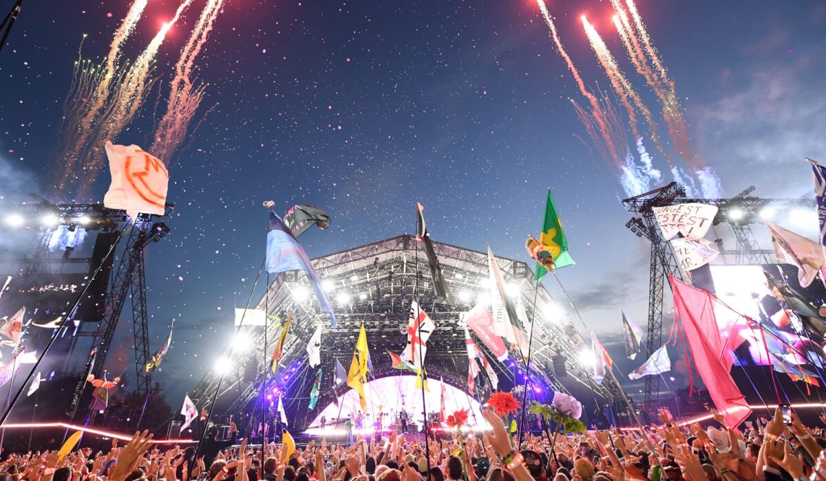 See full line-up to this point, stage splits, set instances img