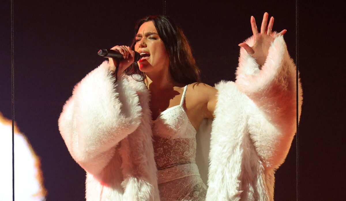 Watch Dua Lipa cowl Daft Punk’s ‘Get Fortunate’ in Lyon img