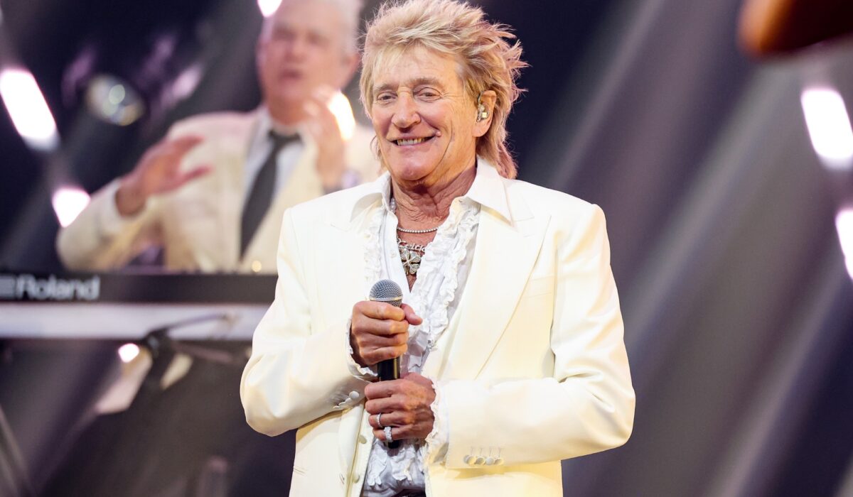 Watch Rod Stewart settle for his Lifetime Achievement award on the American Music Awards forward of Glastonbury 2025 img