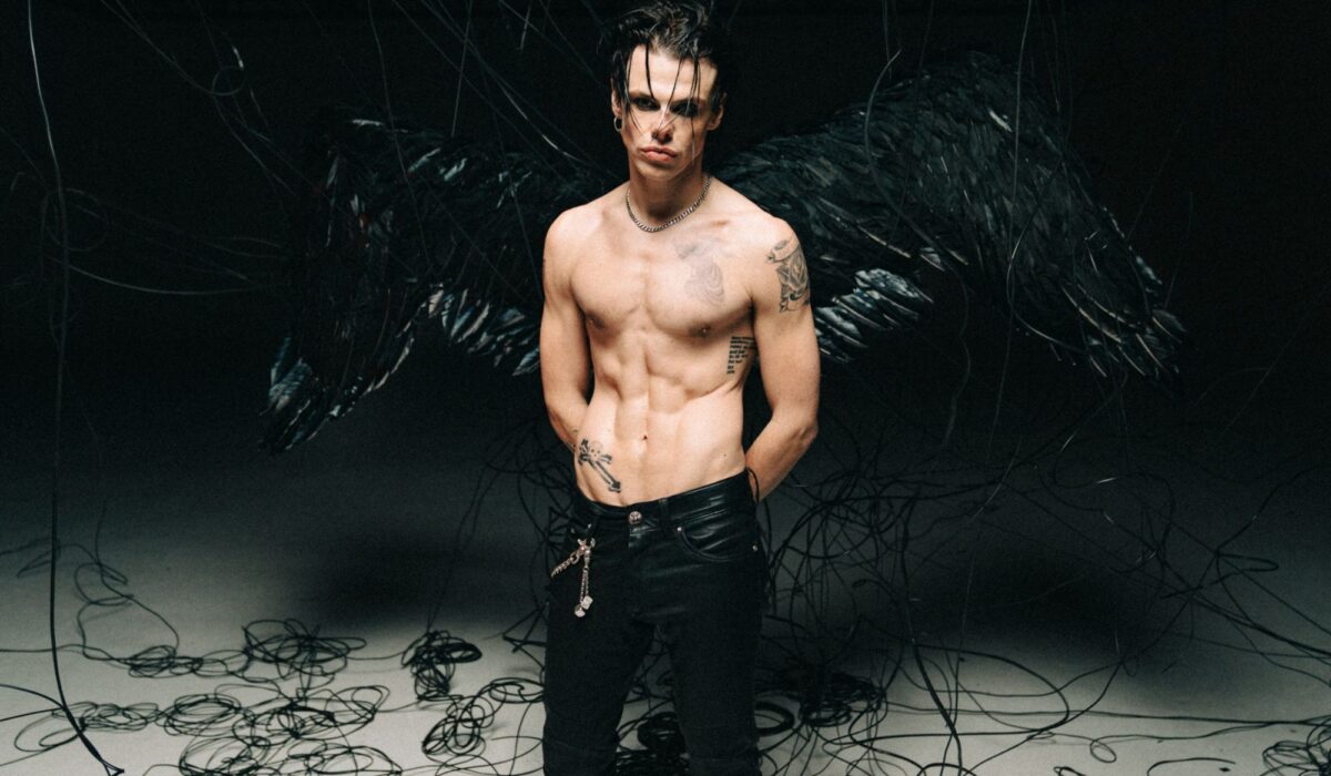 Yungblud proclaims ‘Up Shut And Private’ intimate ‘Idols’ UK exhibits img