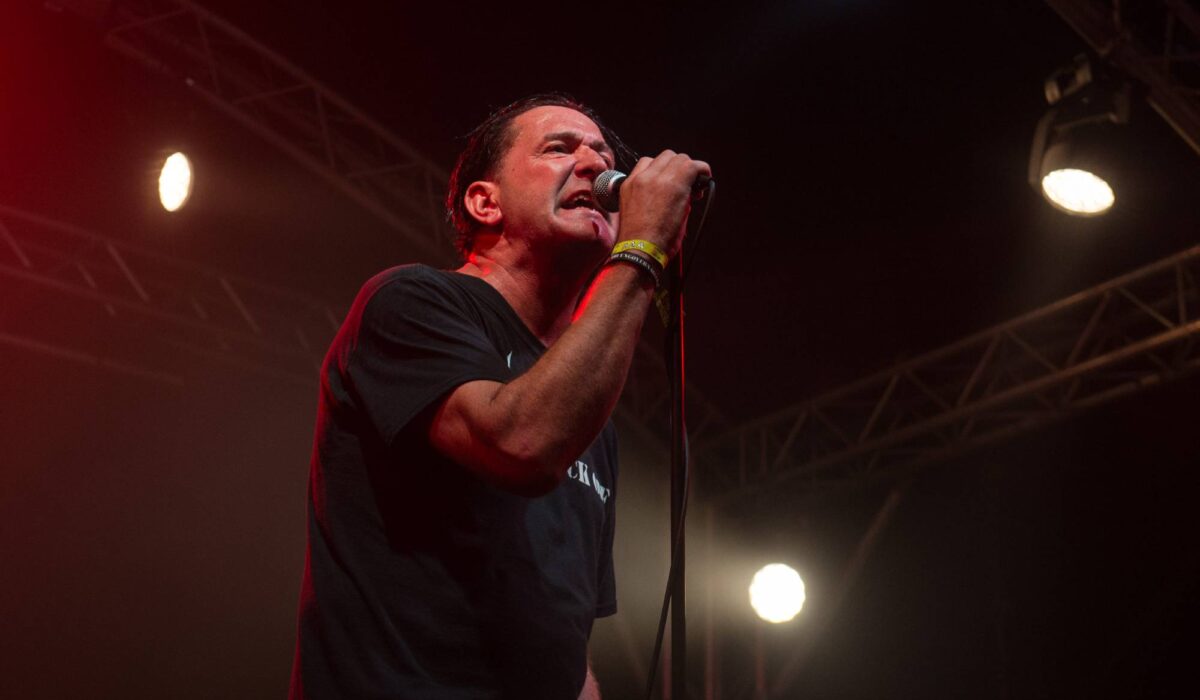 “He left a mark on punk music that gained’t be forgotten” img