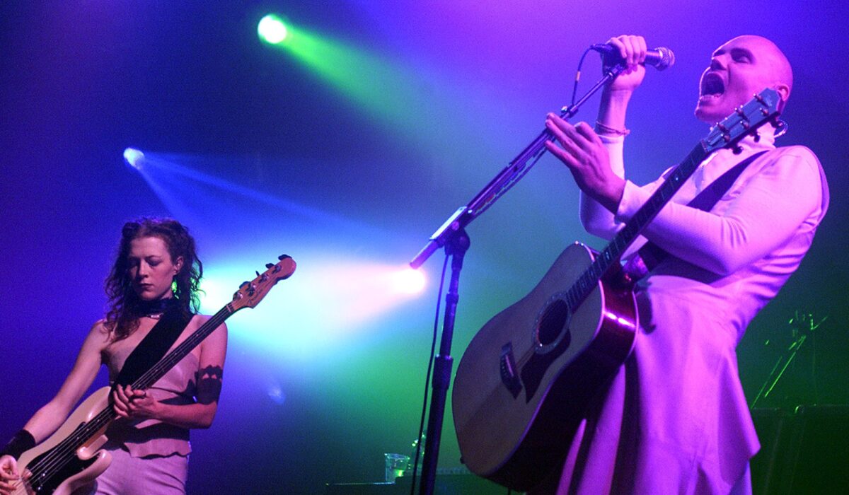 Watch Melissa Auf der Maur reunite with Billy Corgan for ‘The Eternal Gaze’ in Montreal img