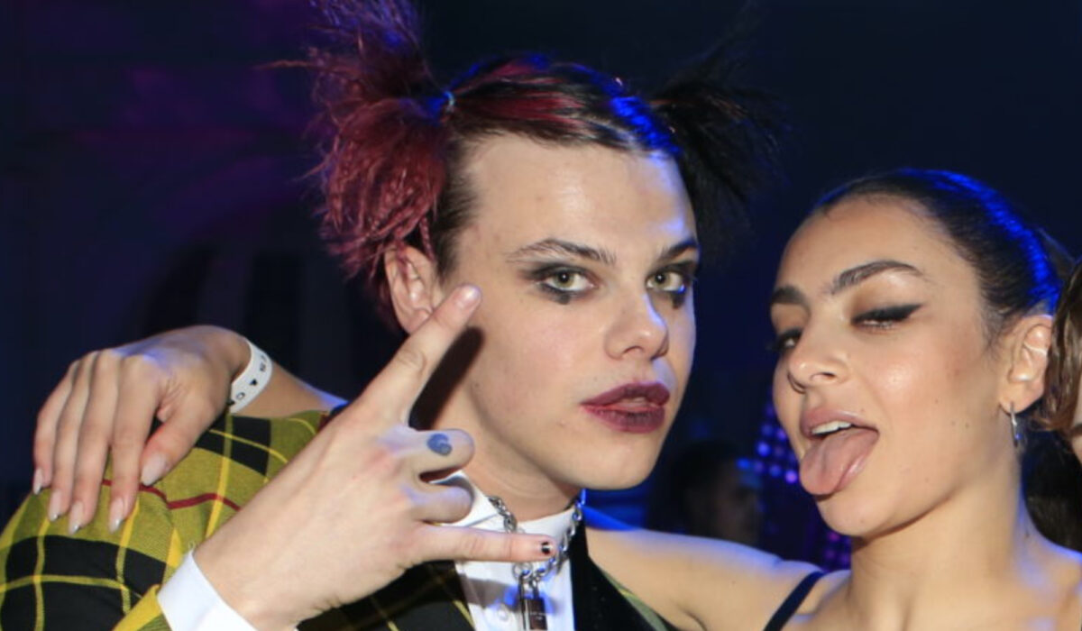 Yungblud on why he “fucks with” Charli XCX img